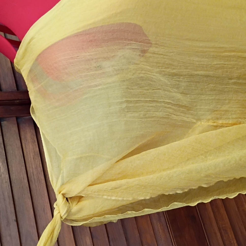Flowy Yellow Dress - Picture 4 of 9